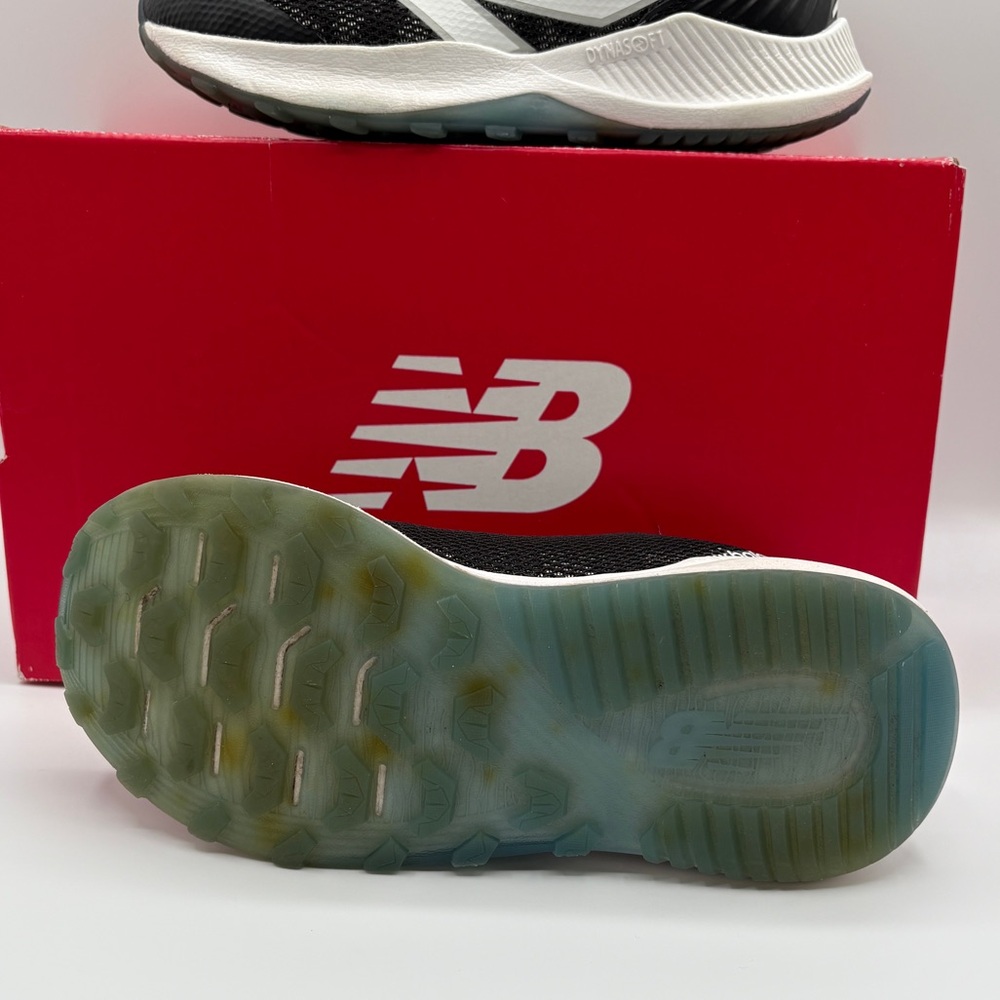 New Balance Youth Fuel Cell Running Shoes Sz 3.5 Wide - Picture 2 of 4